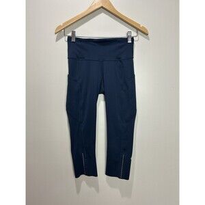 Lululemon Fast Free Crop II Womens Size 4 Nulux 19" Midnight Navy Run Workout